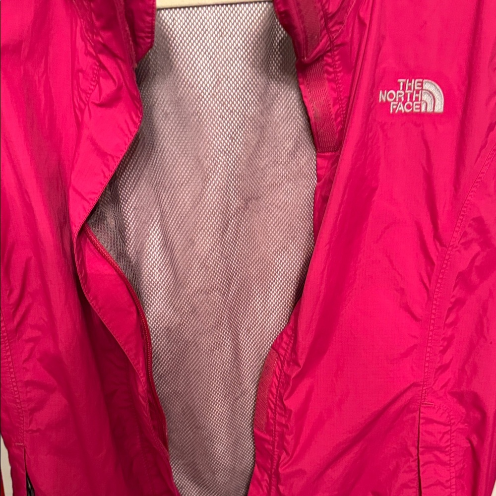 The North Face Fuchsia Hooded Jacket - Picture 6 of 7